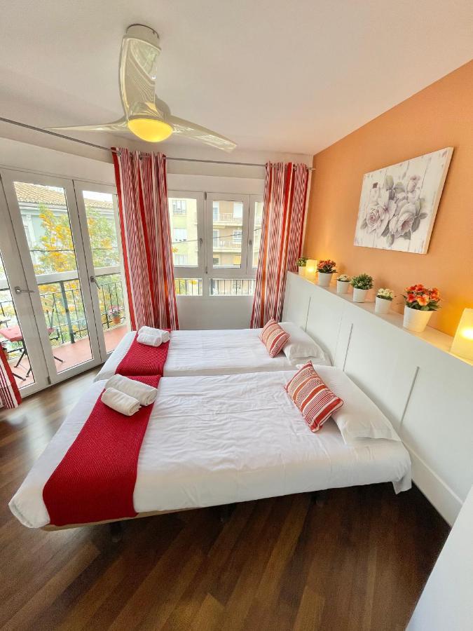 Apartamentos Sevilla Valencia Exterior foto